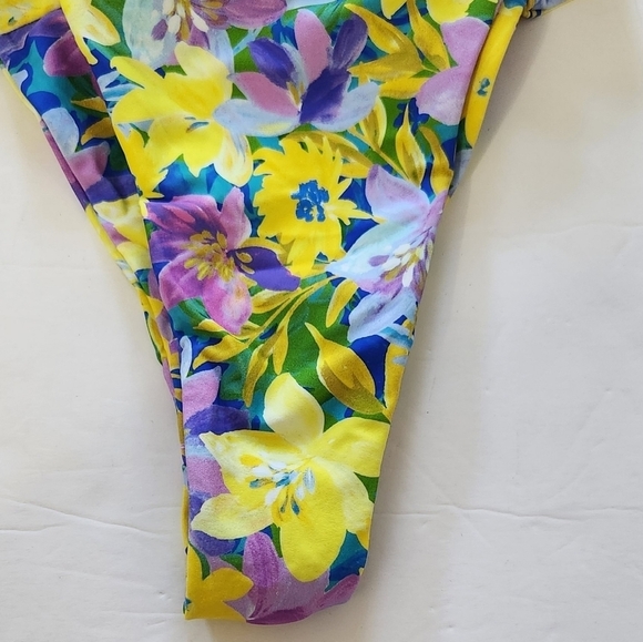 New!‎ For Love and Lemons Daffodil One Piece swimsuit - Picture 10 of 16